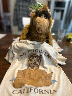 Vintage 1986 ALF TV Show Stuffed Plush Toy and Tshirt